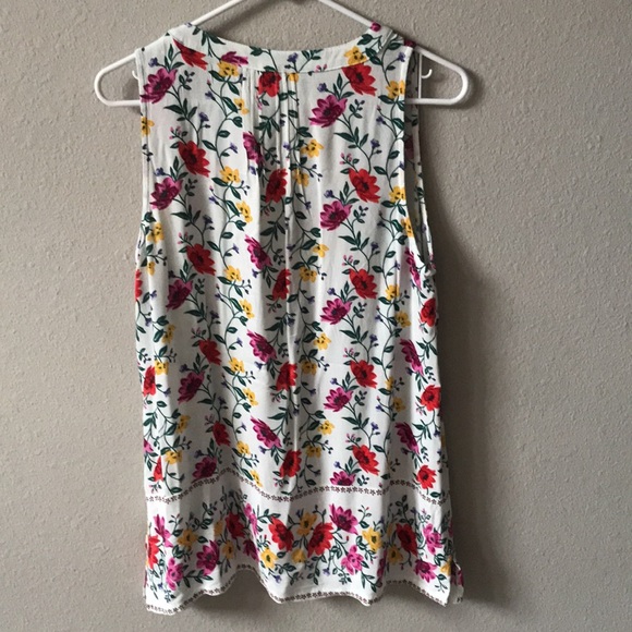 Old navy floral v neck tank women’s size large - Picture 3 of 4